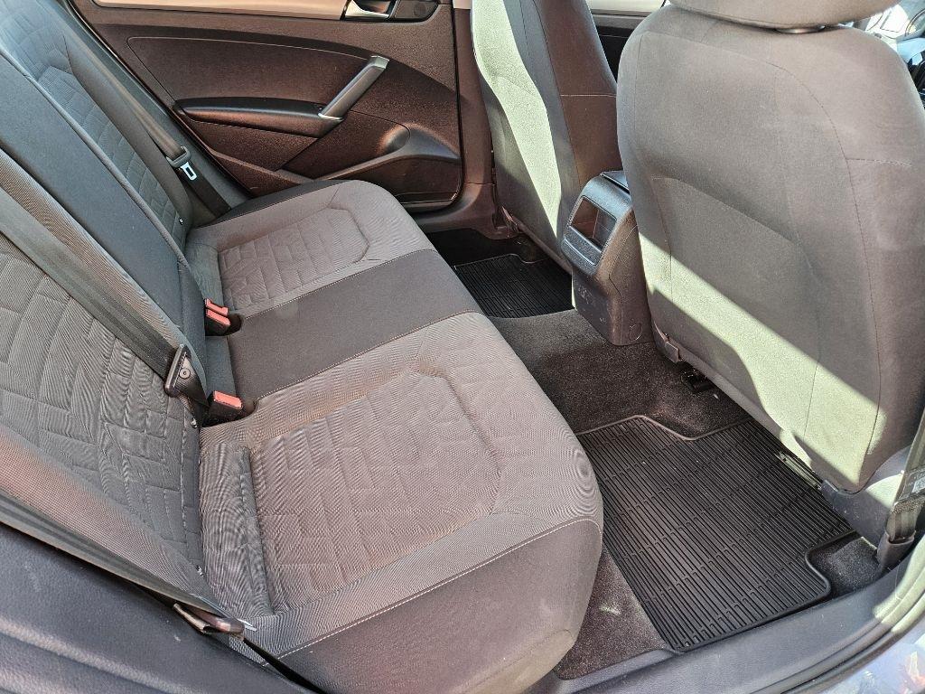 Volkswagen Passat S 2021