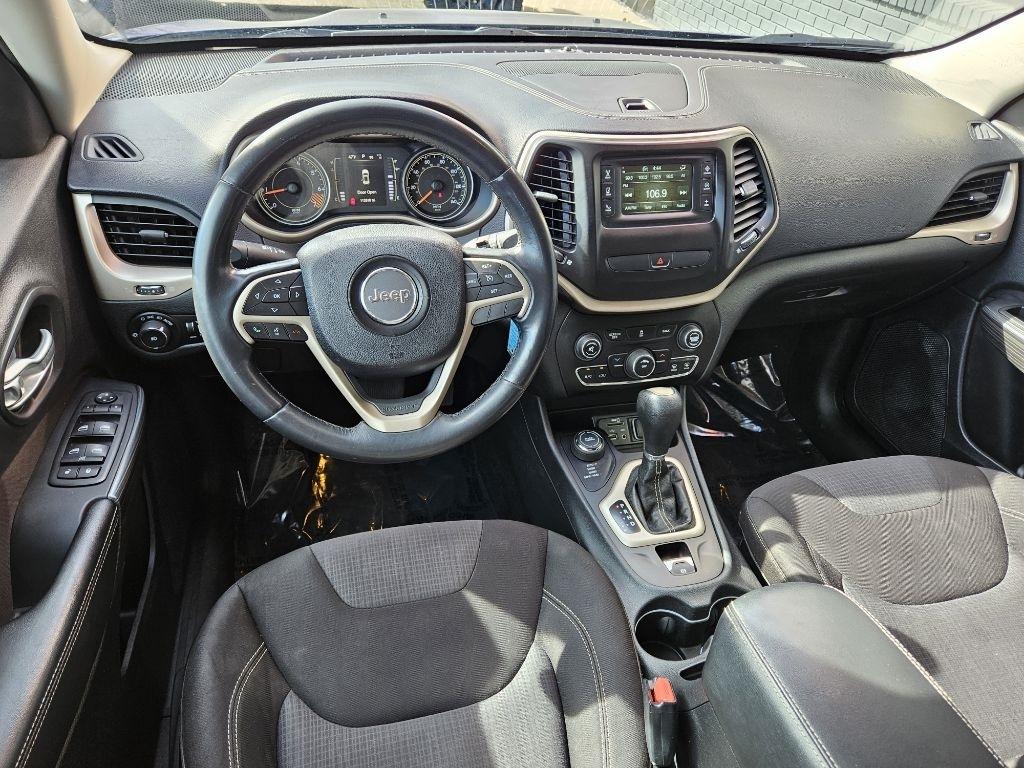 Jeep Cherokee Latitude 4WD 2015