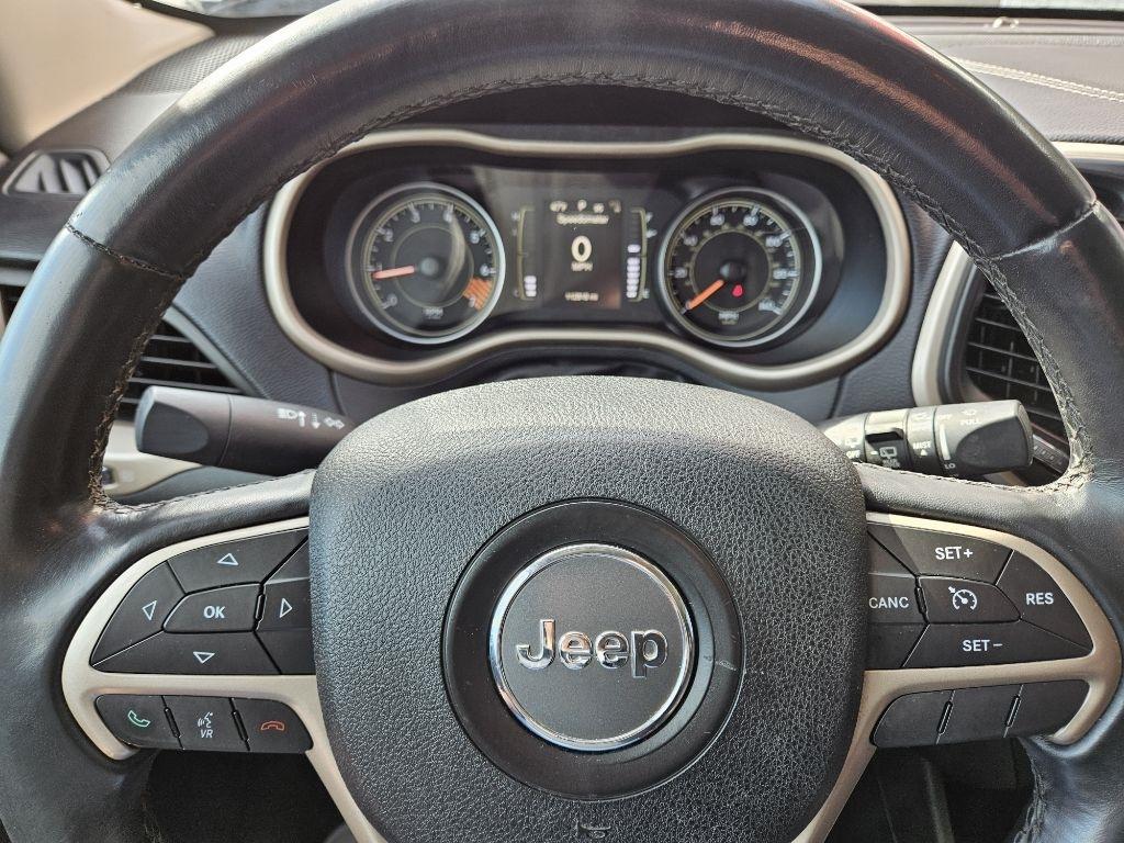 Jeep Cherokee Latitude 4WD 2015