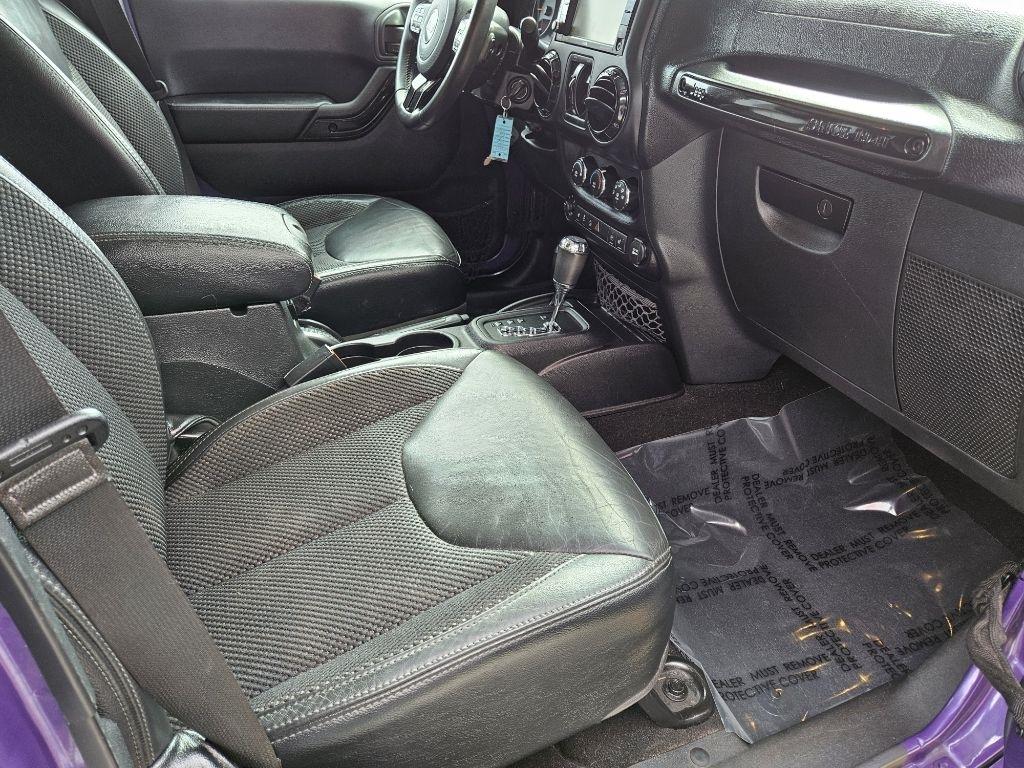 Jeep Wrangler Unlimited Sahara 4WD 2016