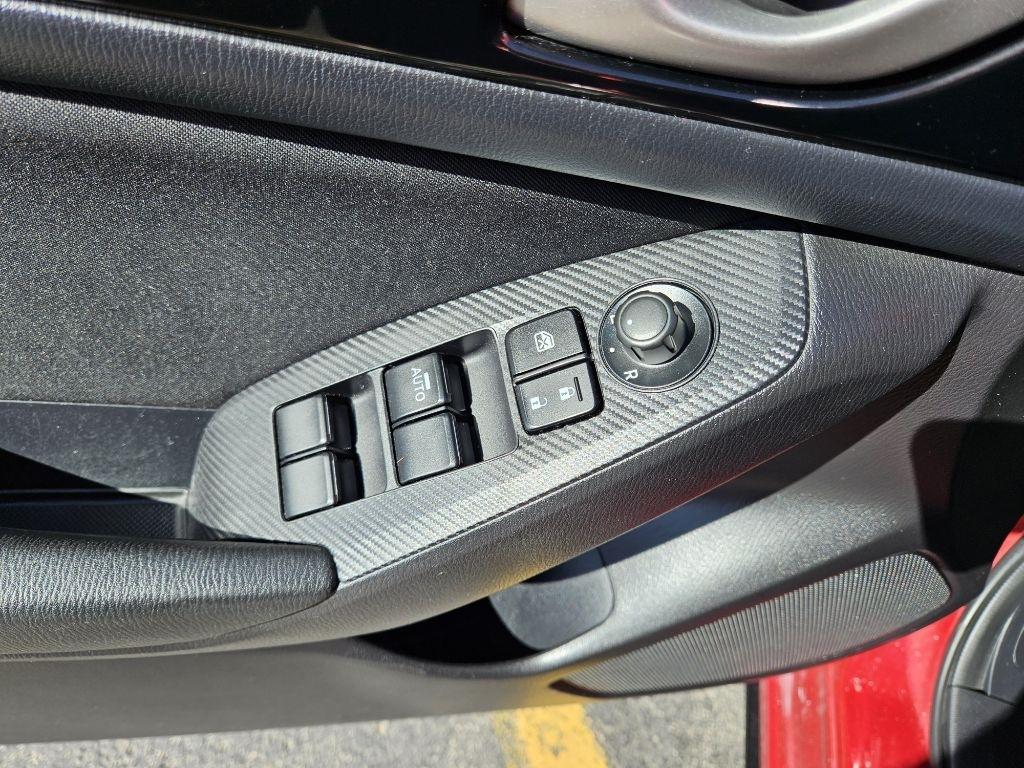 Mazda MAZDA3 i Touring AT 5-Door 2015