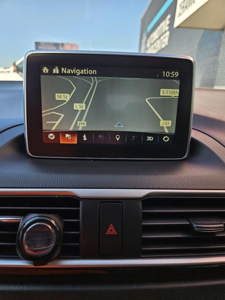 Mazda MAZDA3 i Touring AT 5-Door 2015