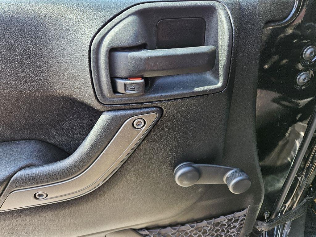 Jeep Wrangler Unlimited Sport 4WD 2013