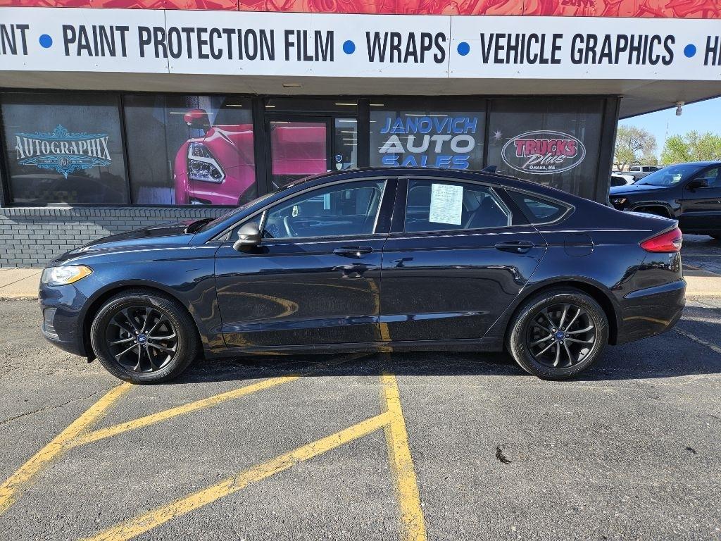 Ford Fusion SE 2020