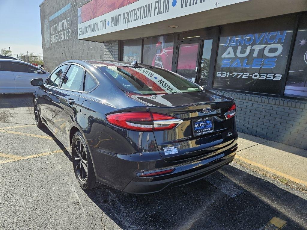 Ford Fusion SE 2020