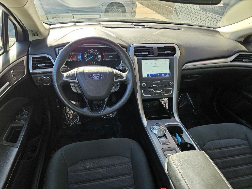 Ford Fusion SE 2020