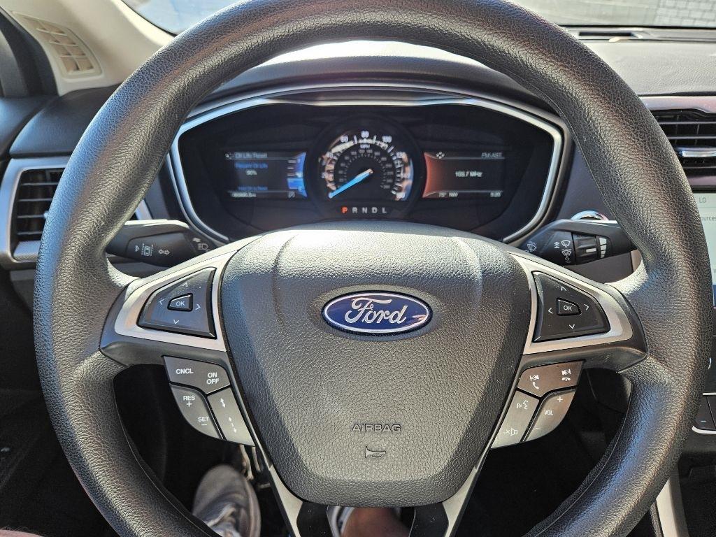 Ford Fusion SE 2020