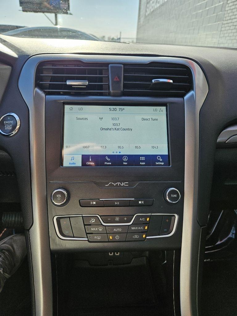 Ford Fusion SE 2020