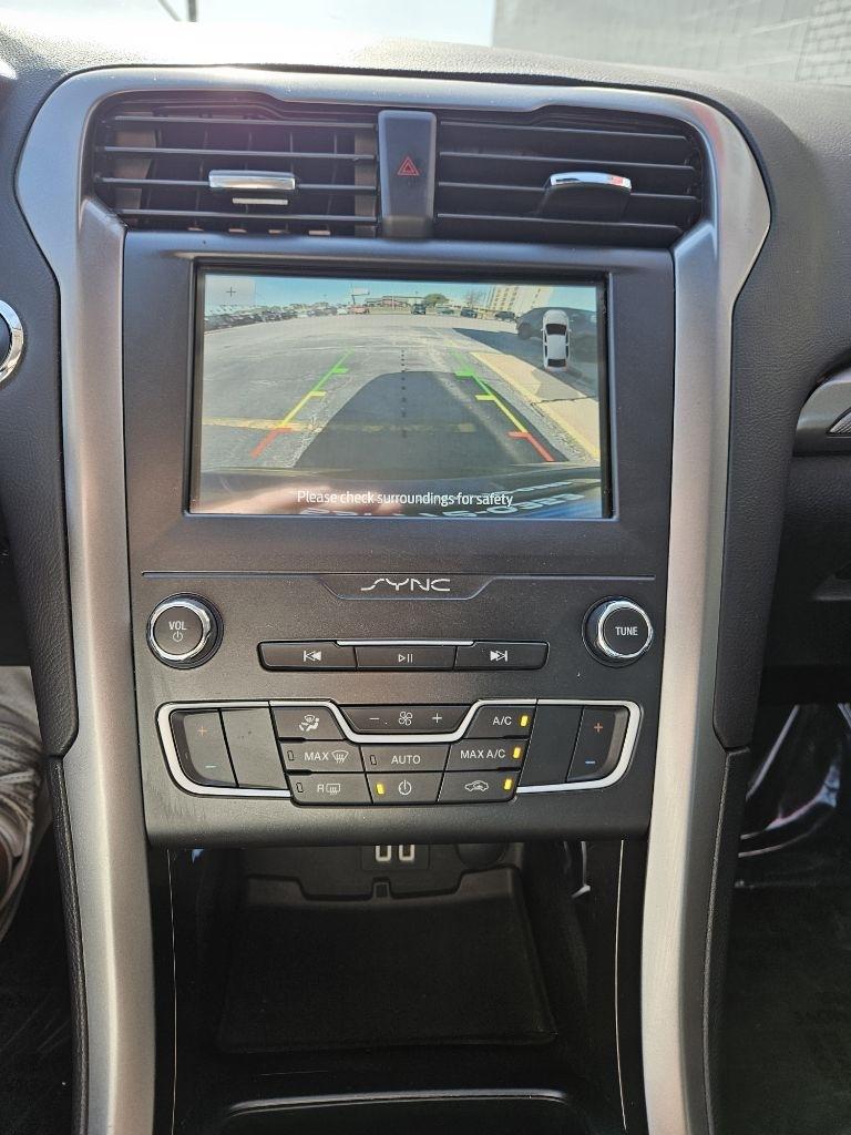 Ford Fusion SE 2020