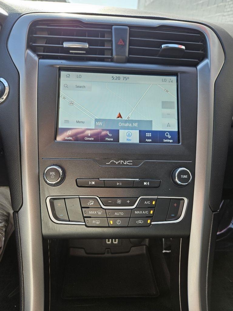 Ford Fusion SE 2020