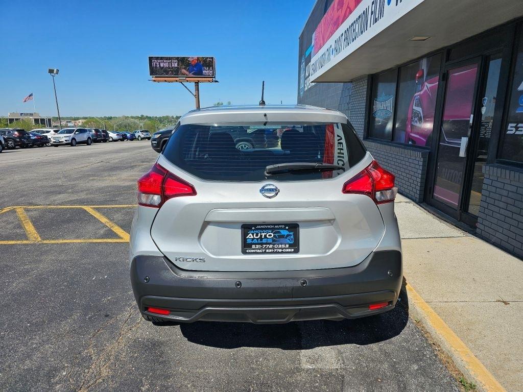 Nissan Kicks S 2020