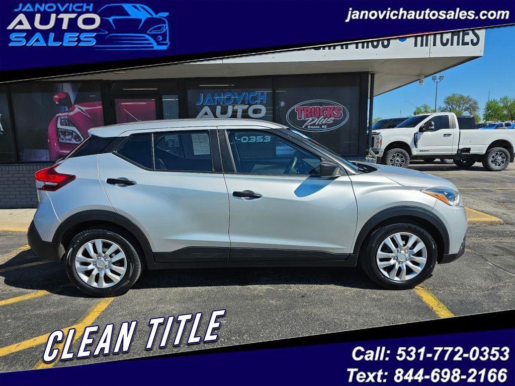2020 Nissan Kicks S