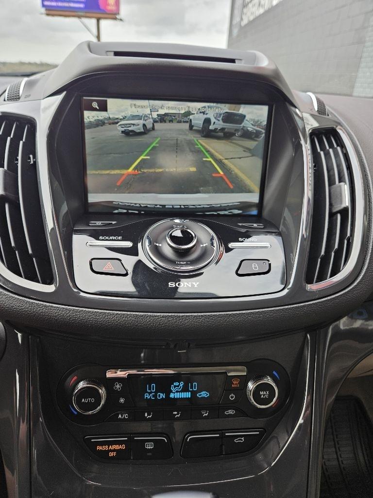 Ford Escape Titanium 4WD 2015