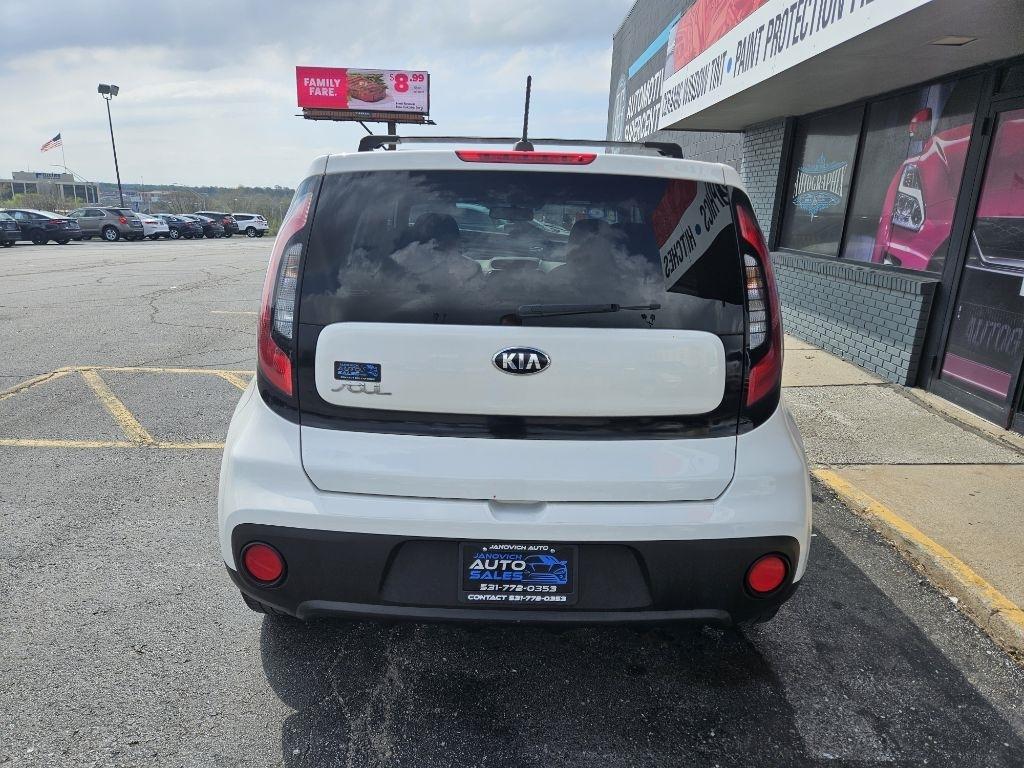Kia Soul Base 6M 2018