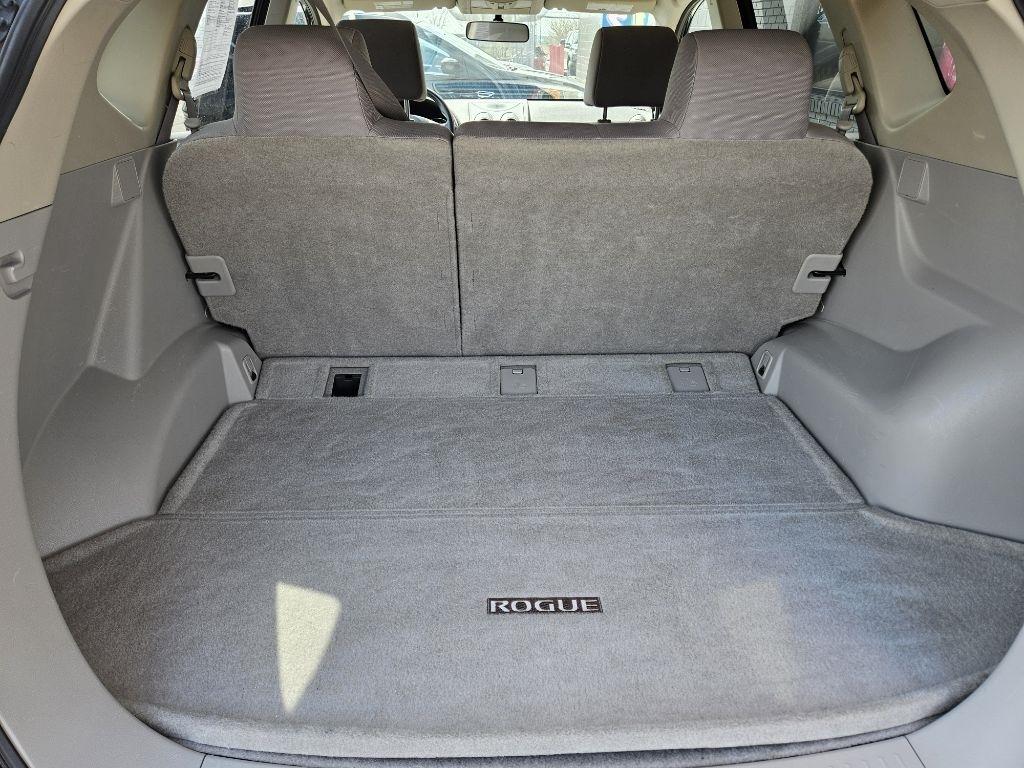 Nissan Rogue SV AWD 2012