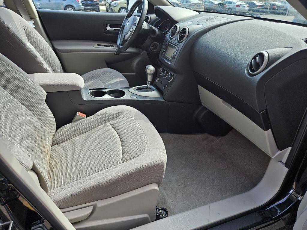 Nissan Rogue SV AWD 2012