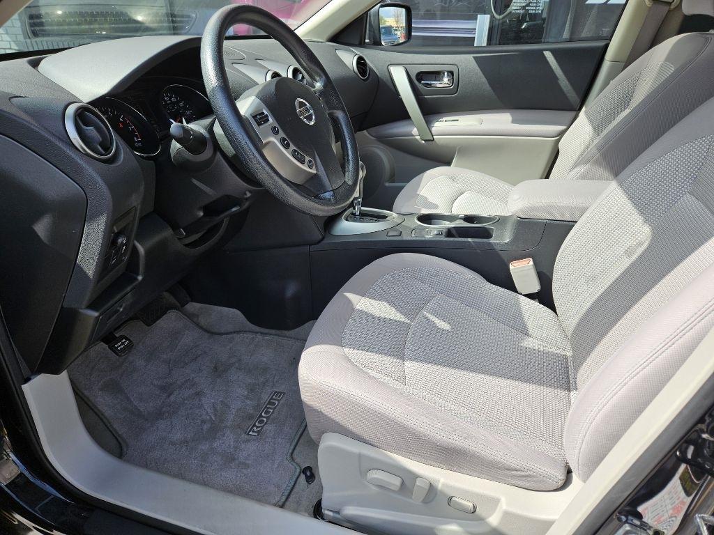 Nissan Rogue SV AWD 2012