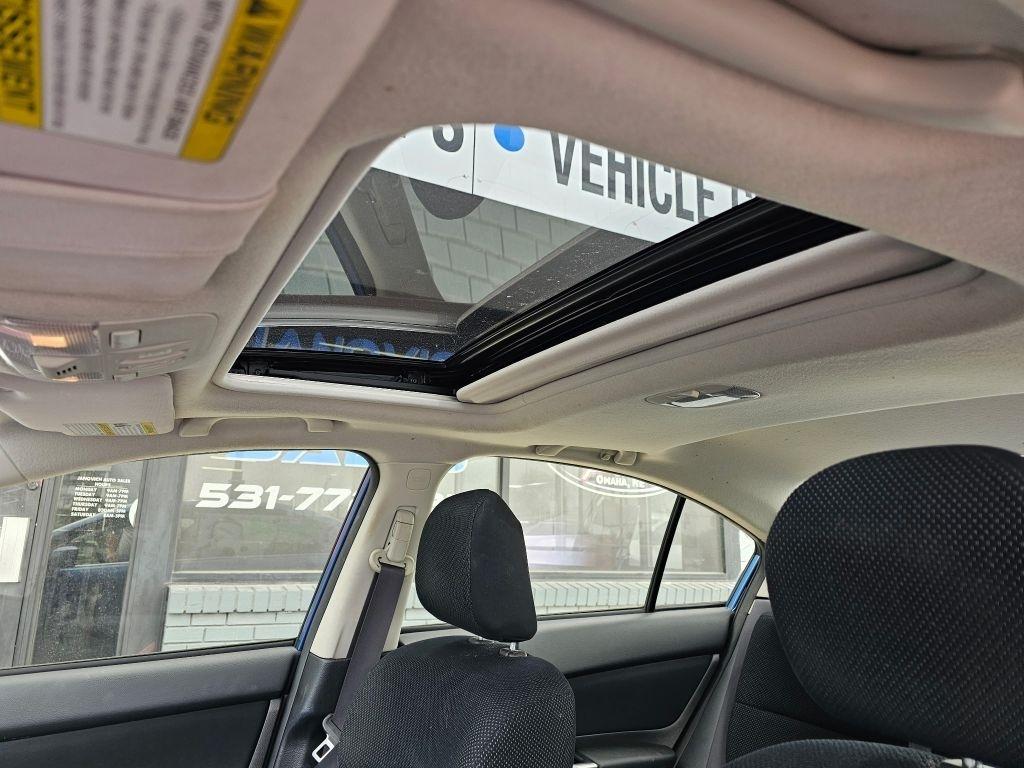 Subaru Impreza 2.0i Premium PZEV 4-Door 2015
