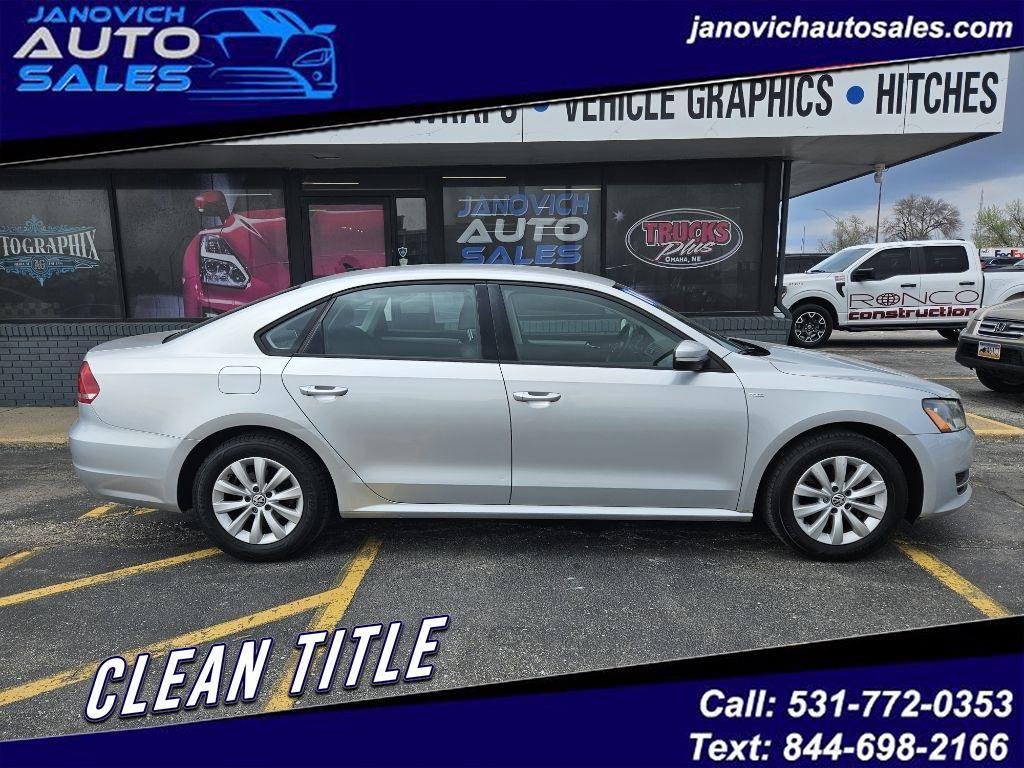 2014 Volkswagen Passat S