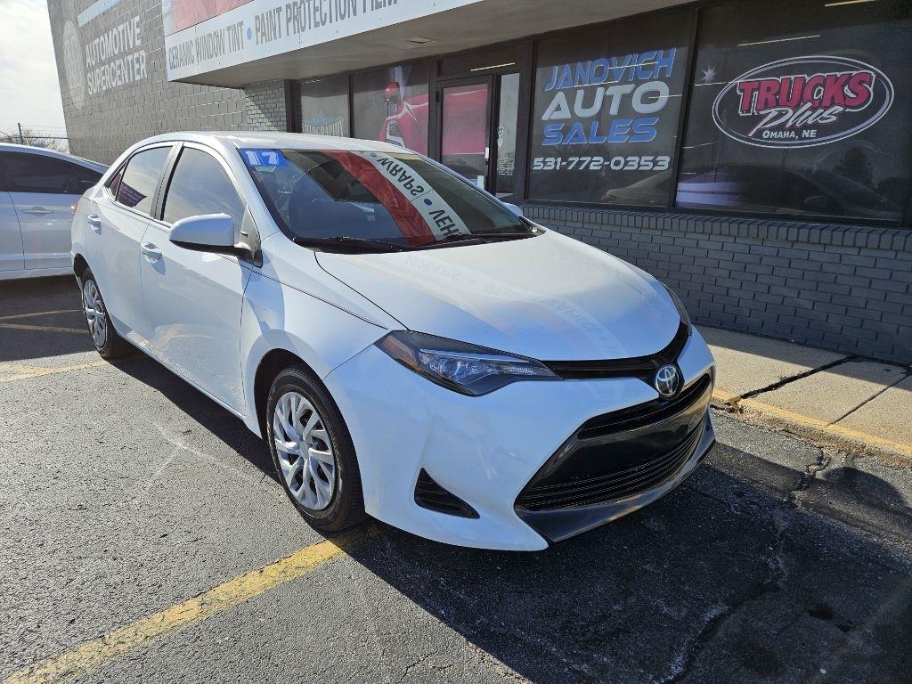 Toyota Corolla LE CVT 2017