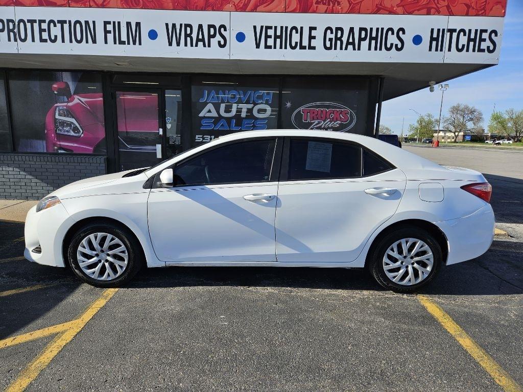 Toyota Corolla LE CVT 2017