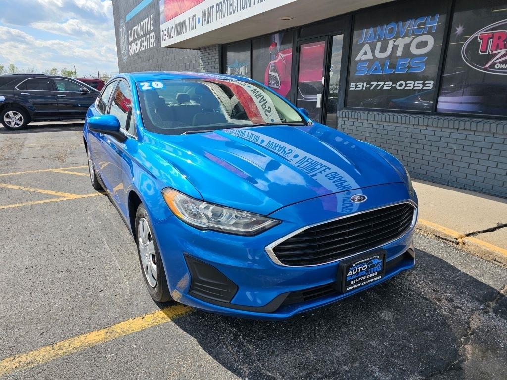 Ford Fusion S 2020