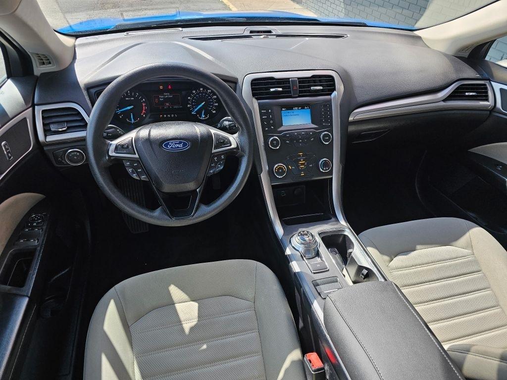 Ford Fusion S 2020