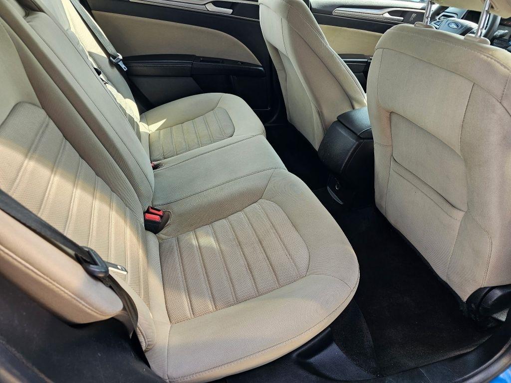 Ford Fusion S 2020