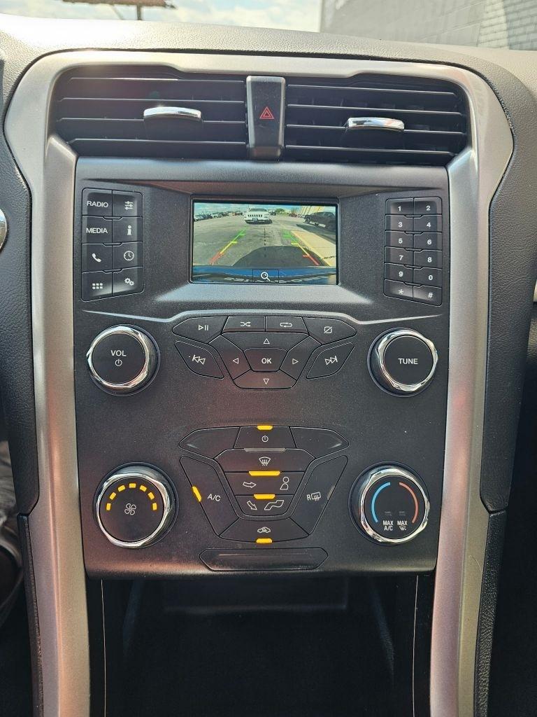 Ford Fusion S 2020