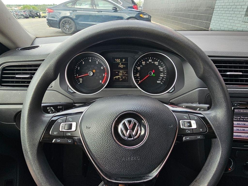 Volkswagen Jetta S 6A 2015