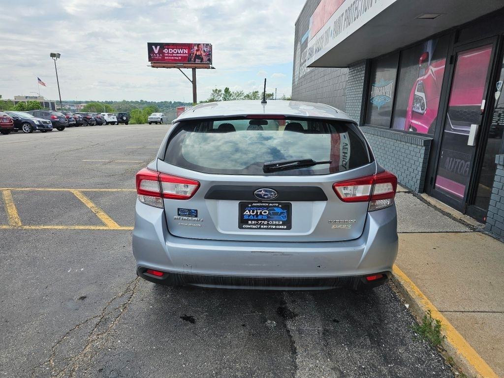 Subaru Impreza 2.0i 5-door CVT 2017