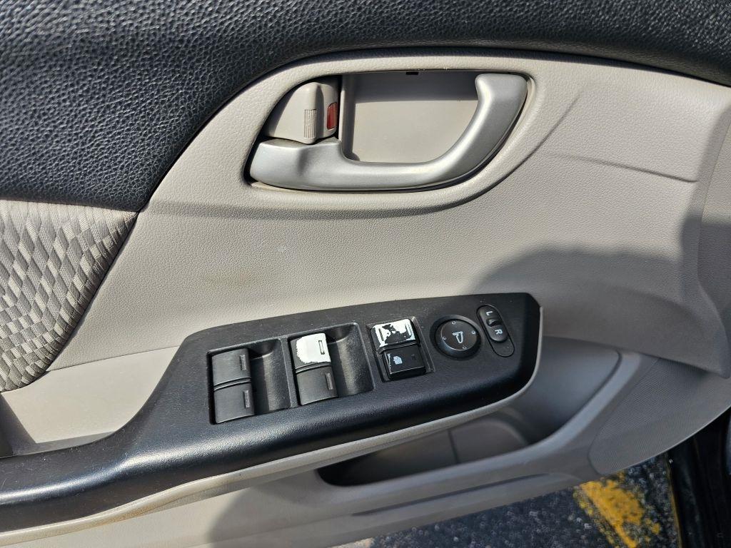 Honda Civic Sedan 4dr CVT LX 2015