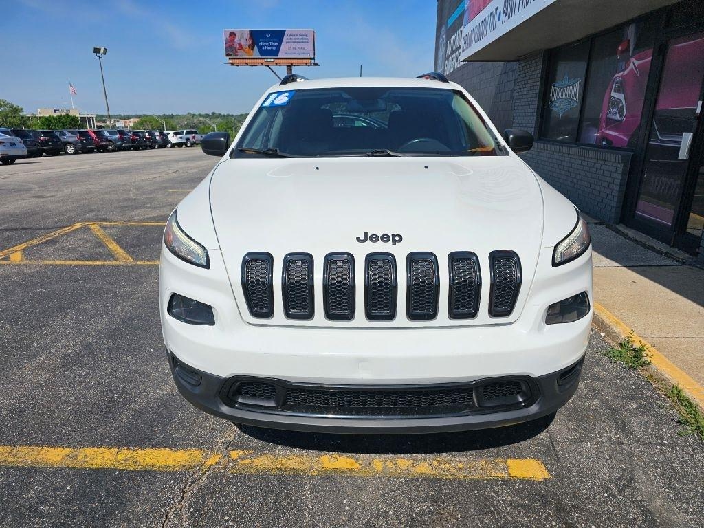 Jeep Cherokee 4WD 4dr Altitude 2016