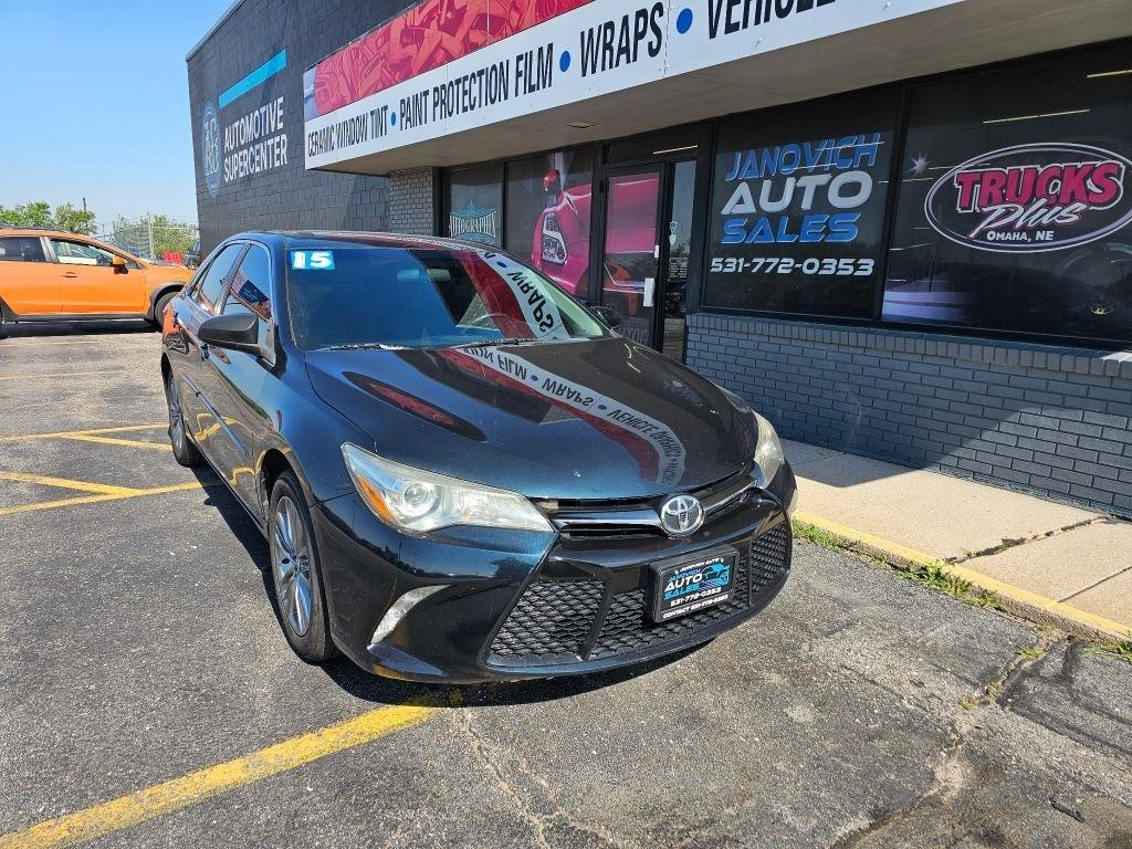 Toyota Camry 4dr Sdn I4 Auto XLE (Natl) 2015