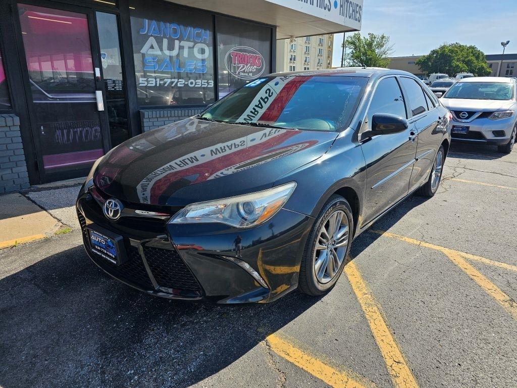 Toyota Camry 4dr Sdn I4 Auto XLE (Natl) 2015