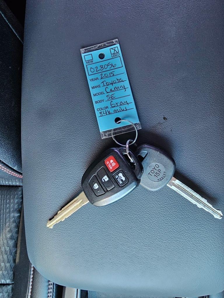 Toyota Camry 4dr Sdn I4 Auto XLE (Natl) 2015