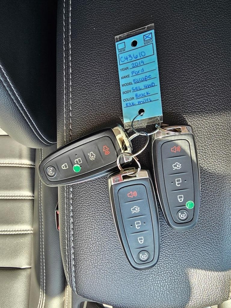 Ford Escape SEL 4WD 2019