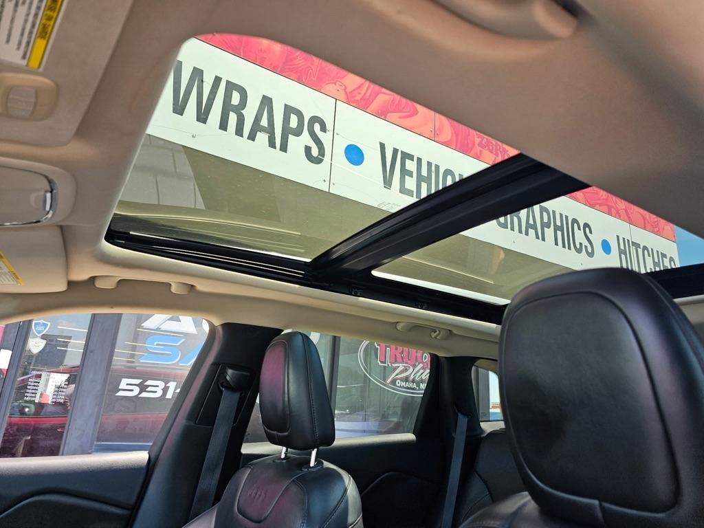 Jeep Cherokee 4WD 4dr Limited 2016