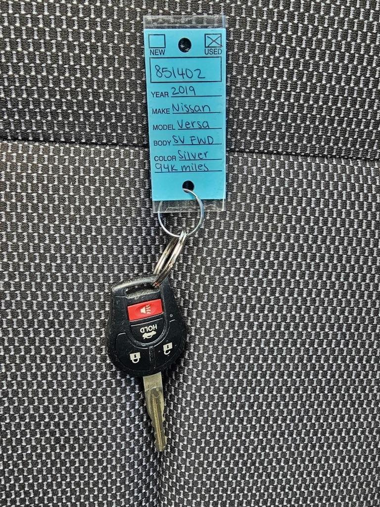 Nissan Versa Sedan SV CVT 2019