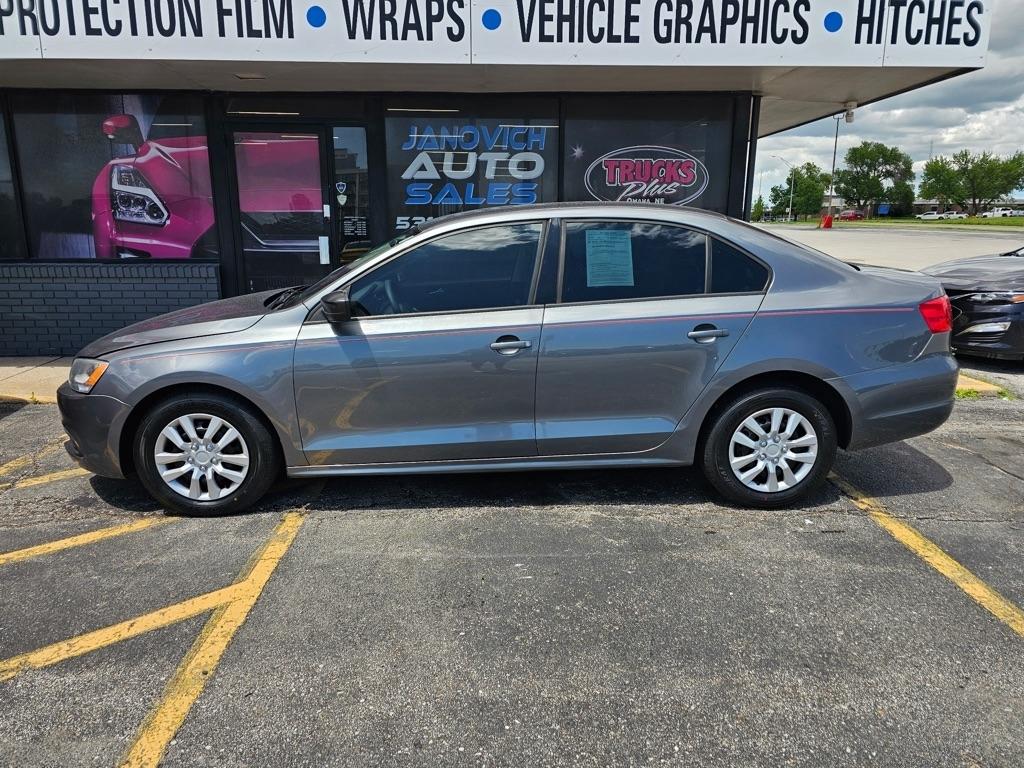 Volkswagen Jetta Sedan 4dr Auto S w/Sunroof 2012