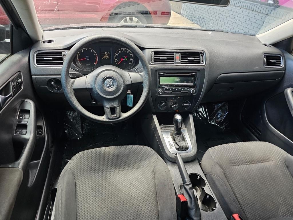 Volkswagen Jetta Sedan 4dr Auto S w/Sunroof 2012