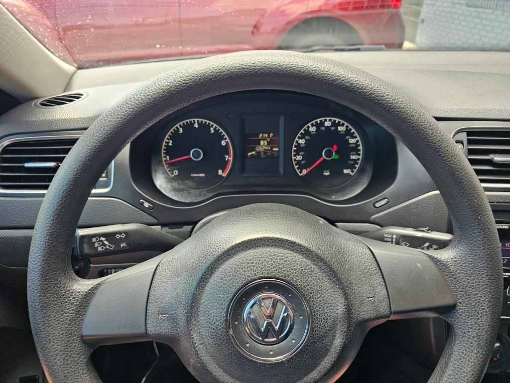 Volkswagen Jetta Sedan 4dr Auto S w/Sunroof 2012