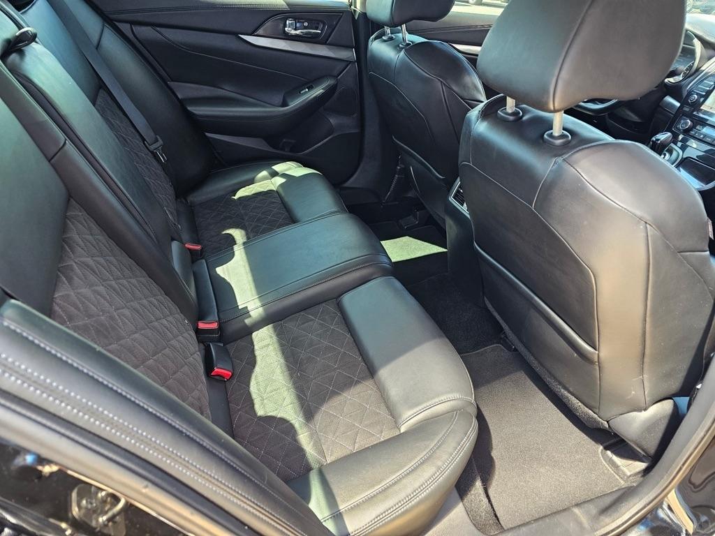 Nissan Maxima SR 3.5L 2017