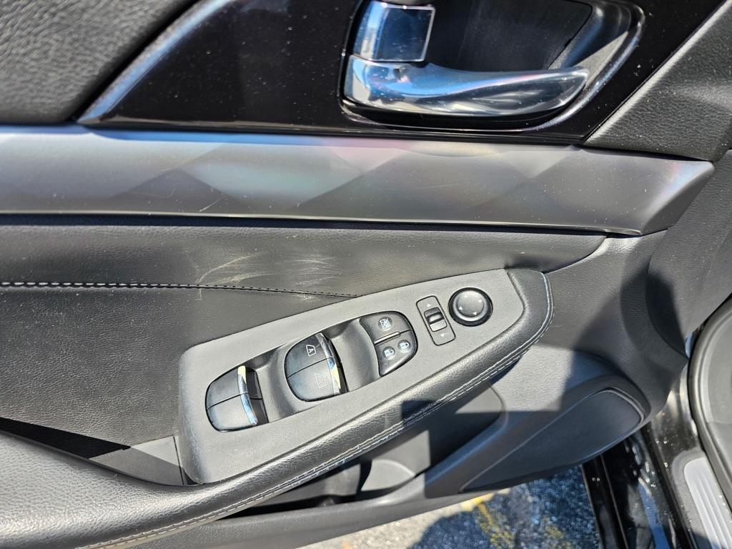 Nissan Maxima SR 3.5L 2017