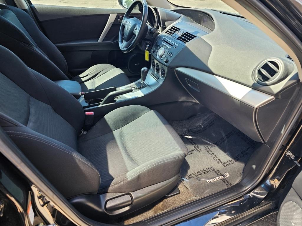 Mazda MAZDA3 4dr Sdn Auto s Sport 2011