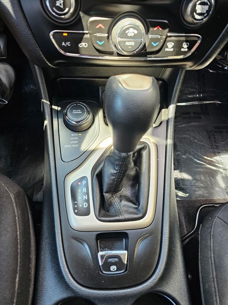Jeep Cherokee 4WD 4dr 75th Anniversary 2016