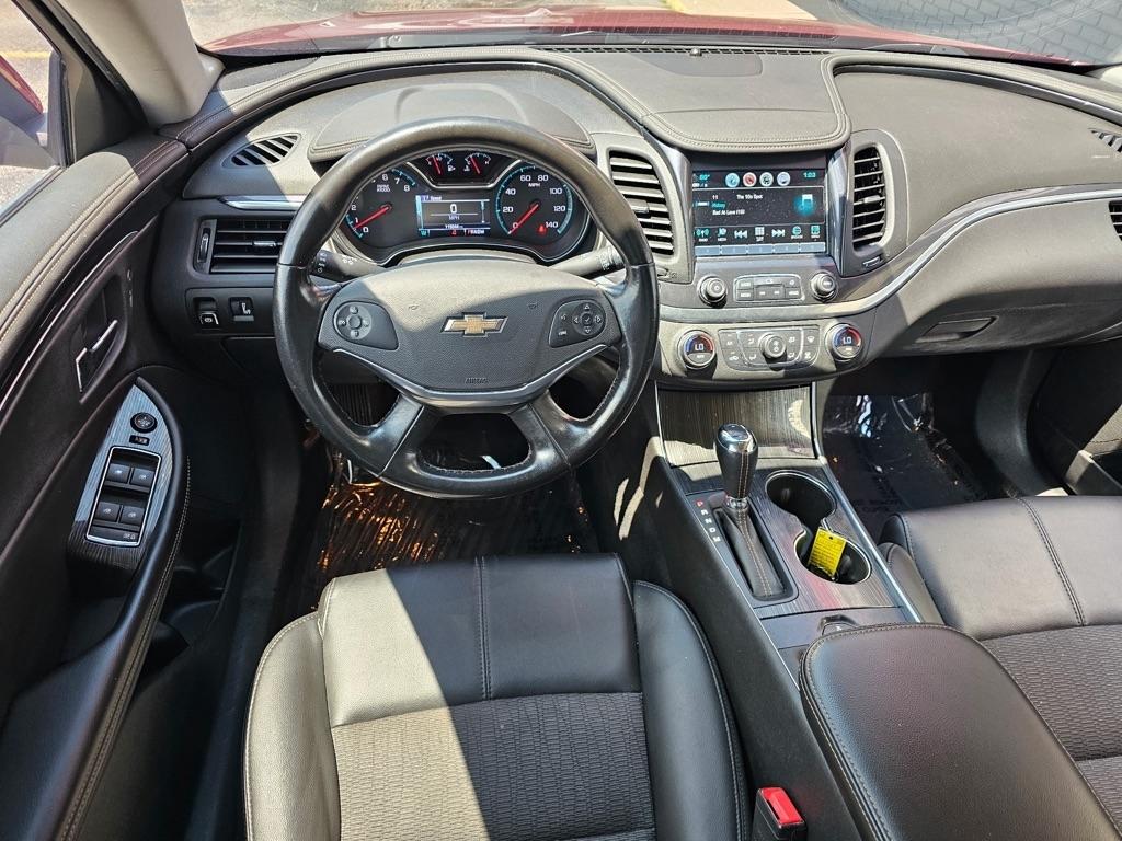 Chevrolet Impala 4dr Sdn LT w/1LT 2018