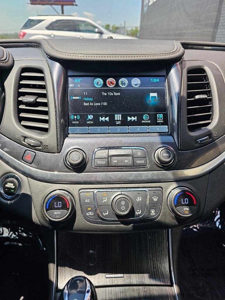 Chevrolet Impala 4dr Sdn LT w/1LT 2018