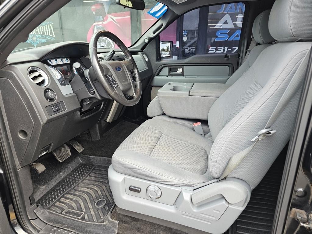 Ford F-150 4WD SuperCrew 145" XLT 2014