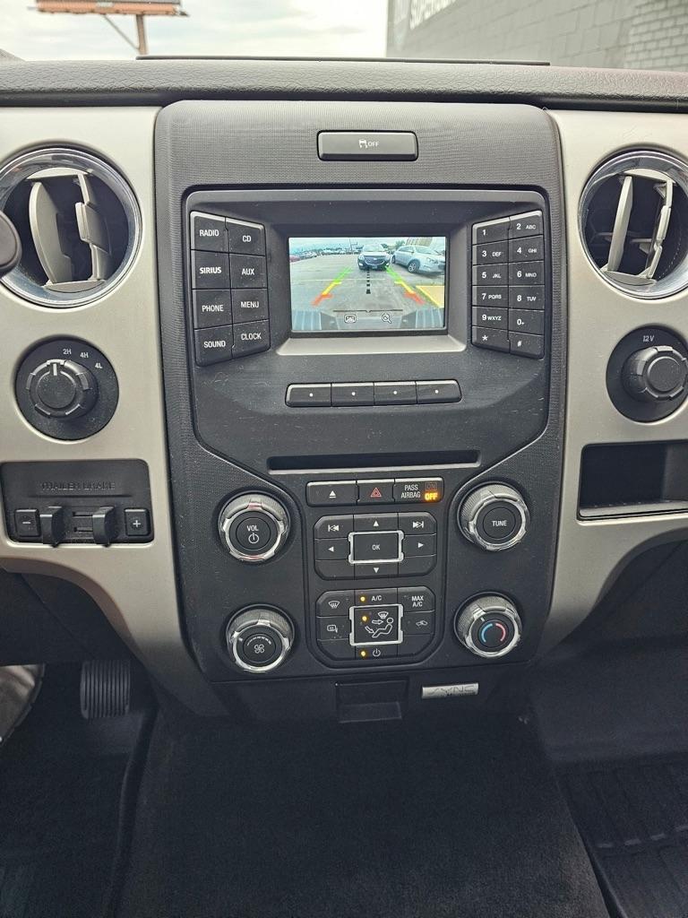 Ford F-150 4WD SuperCrew 145" XLT 2014